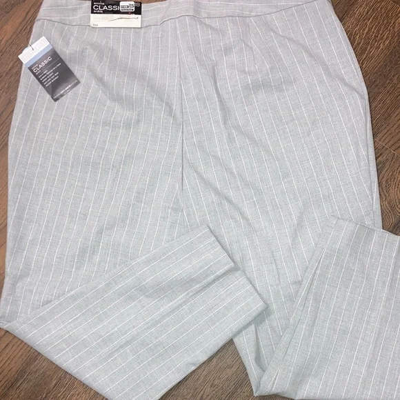 Liz Claiborne Emma Classic Ankle Pants  Size 18 - Picture 10 of 11